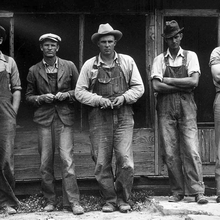 From Factory to Fashion: Dickies and Carhartt - Icons of American Workwear