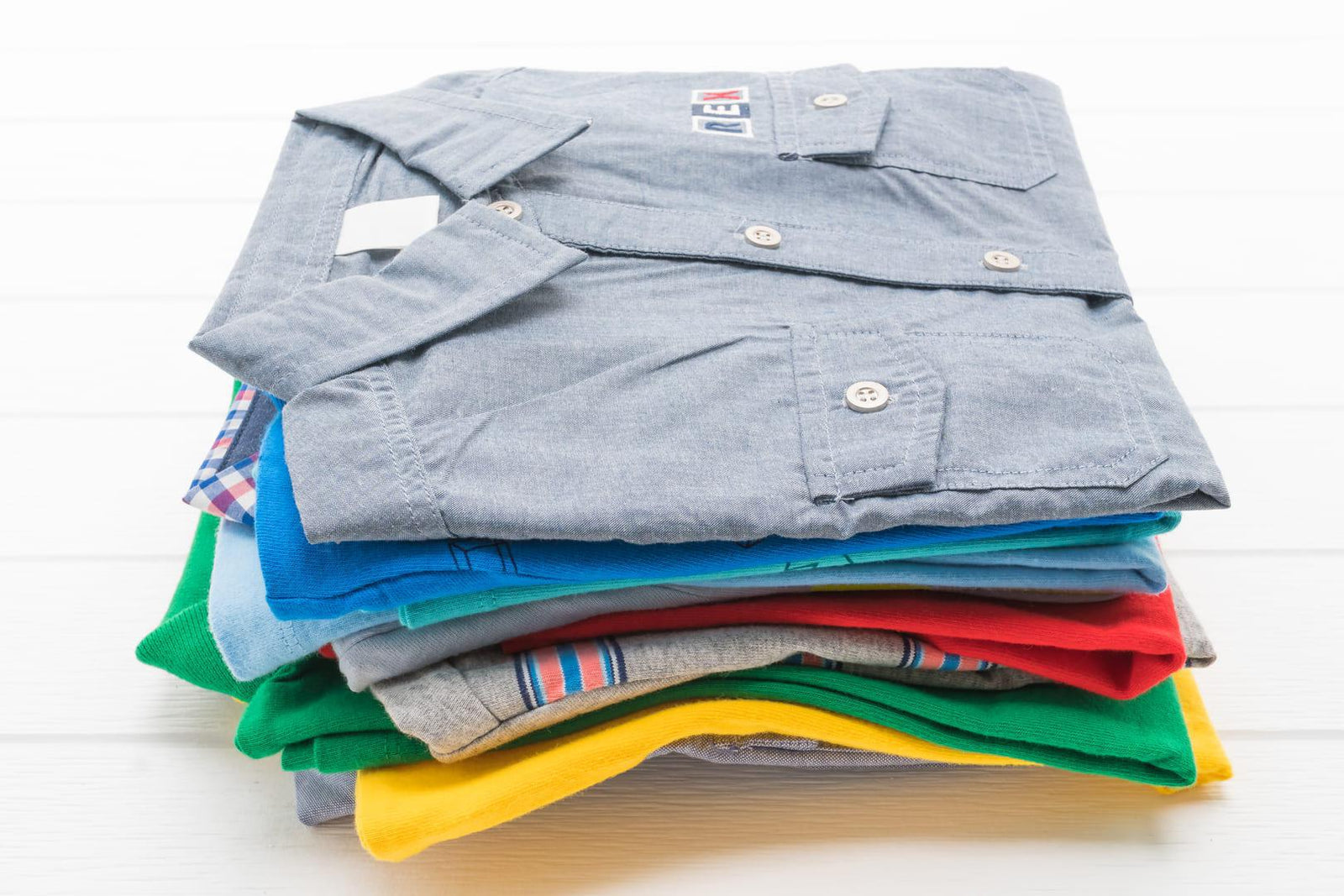 Cómo garantizamos calidad y variedad en nuestra ropa de mayorista