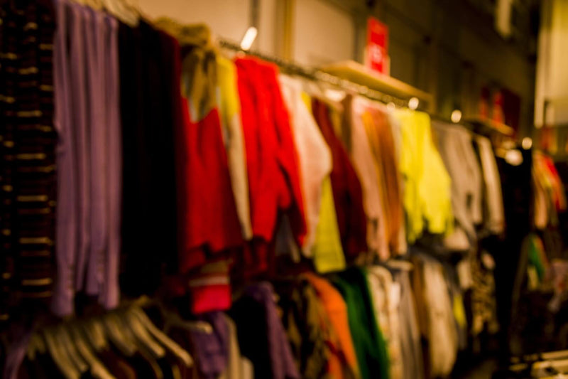 Almacén de ropa: cómo elegir el adecuado para abastecer tu tienda