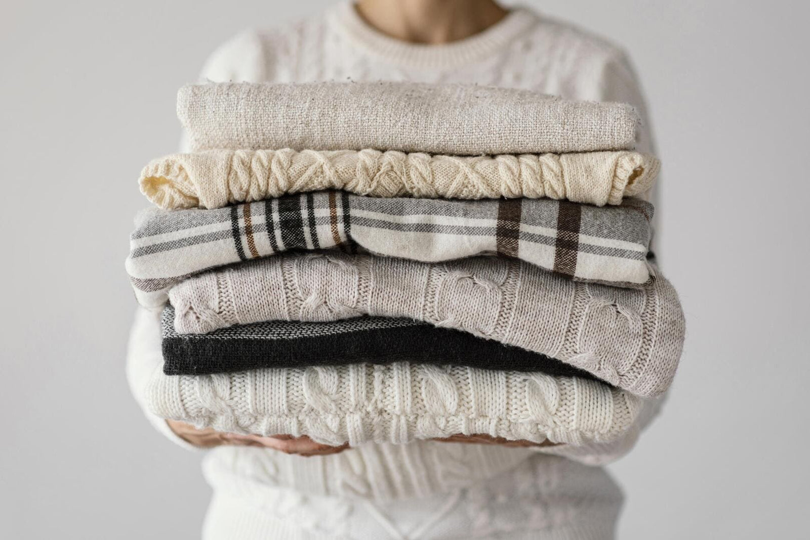 Pacas de ropa: claves para maximizar tus ganancias en la reventa