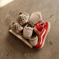MIX RETRO CONVERSE & VANS