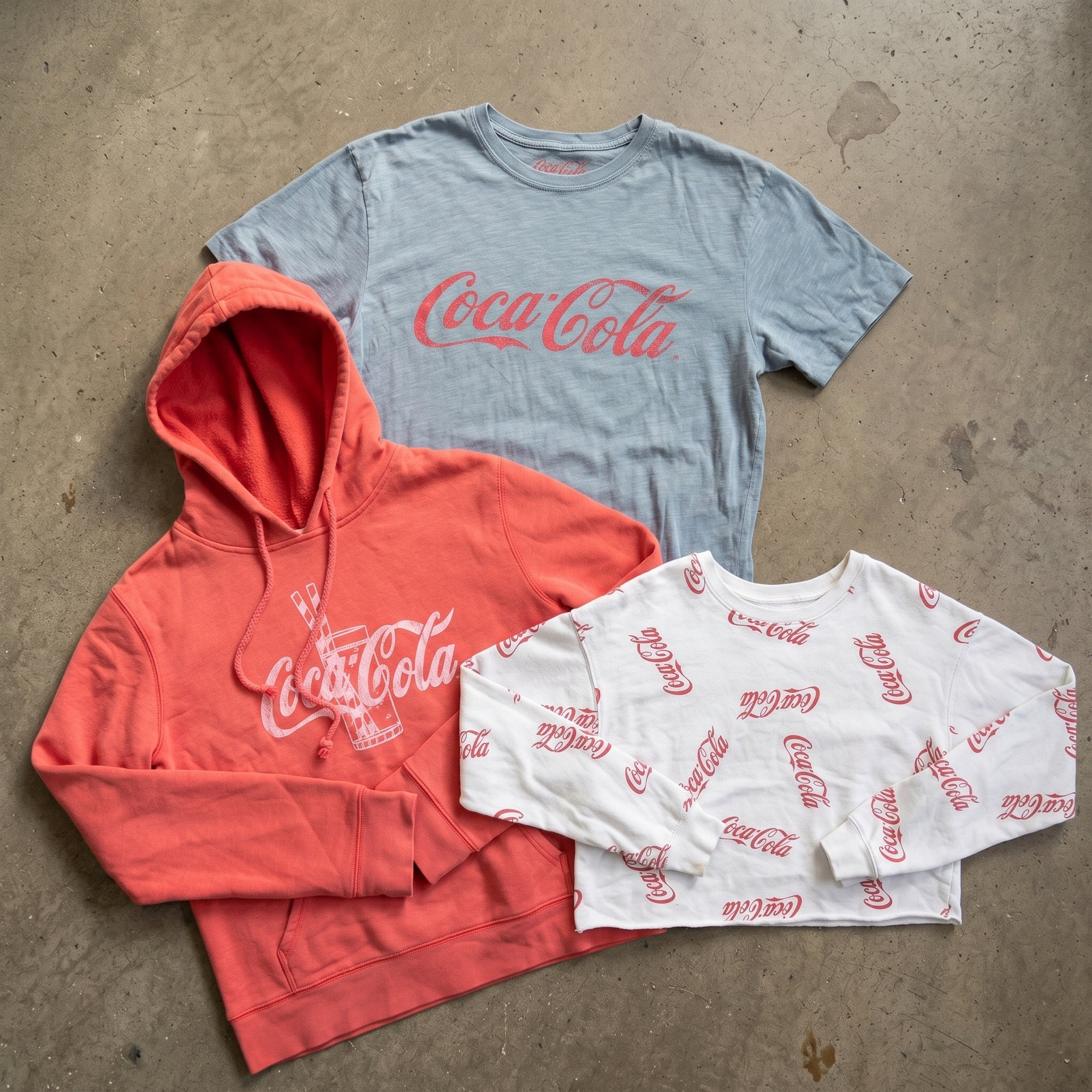 MIX ROPA DE COCA-COLA