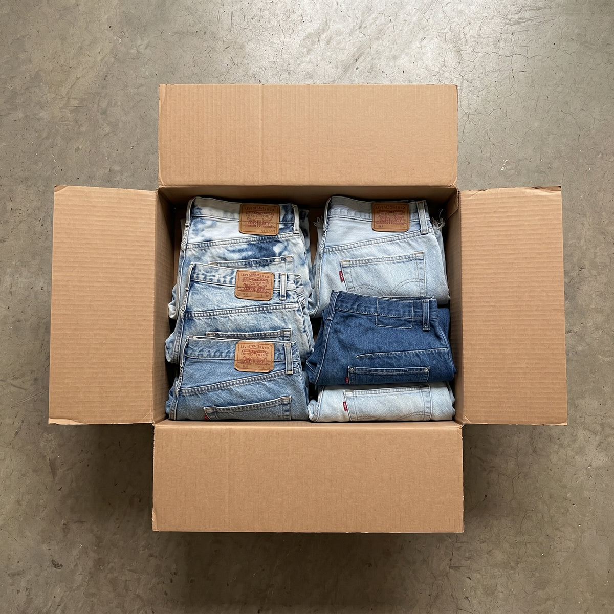 MIX LEVI'S SHORTS