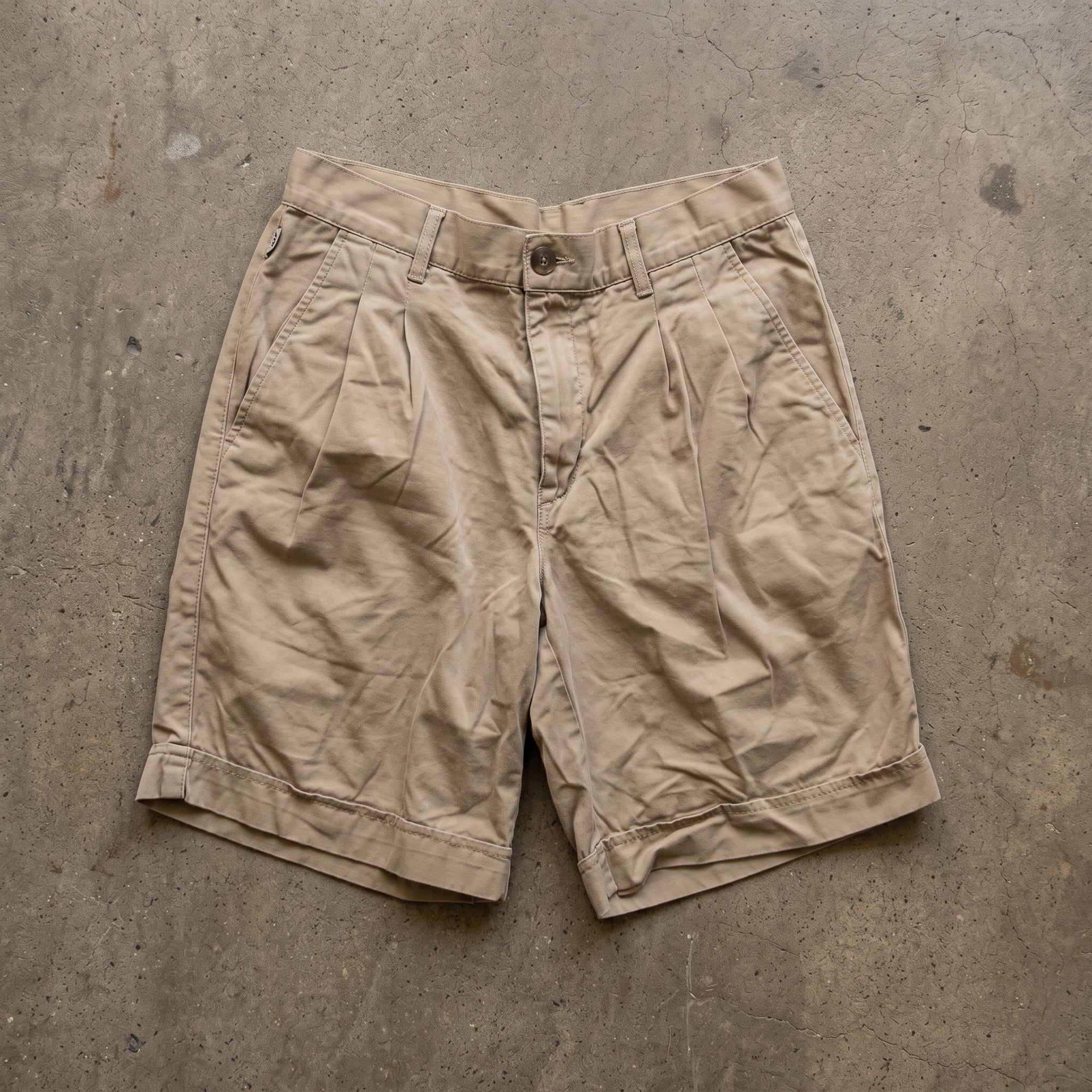 MIX PLEATED SHORTS