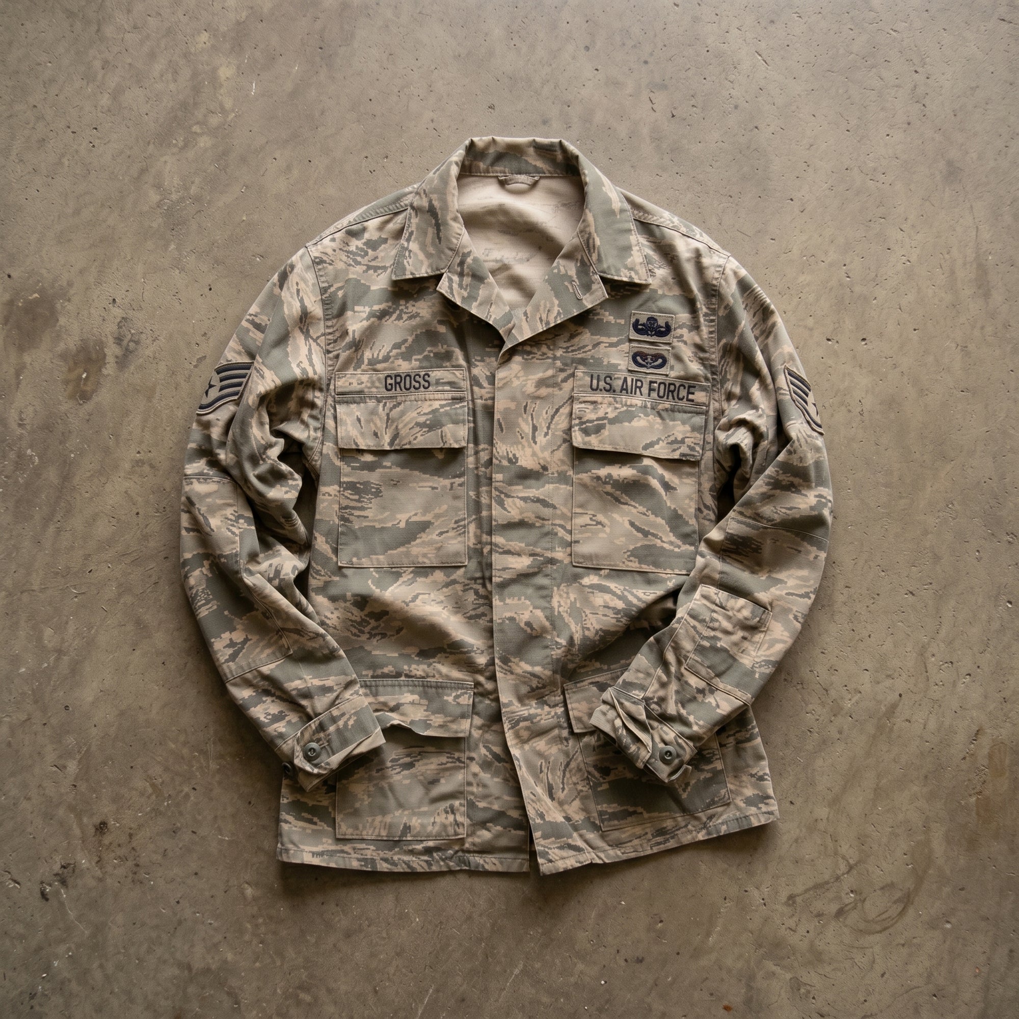 MIX ROPA MILITAR