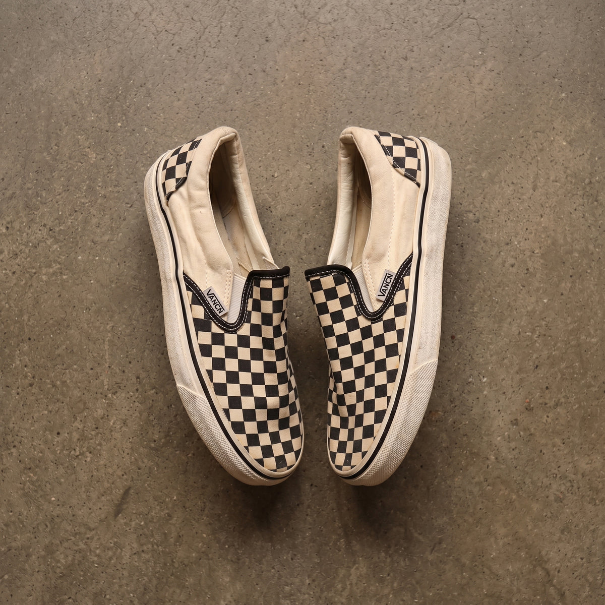 MIX RETRO CONVERSE & VANS
