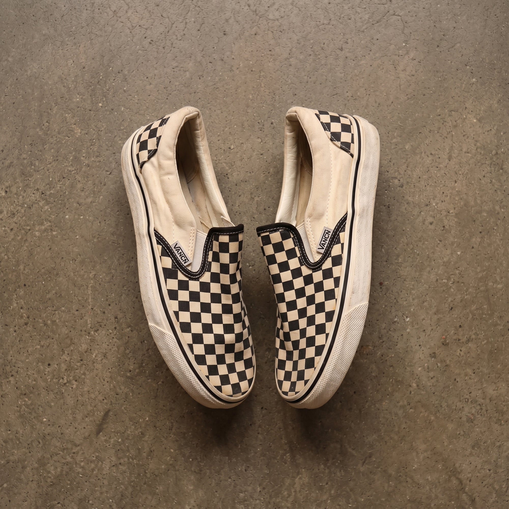 MIX RETRO CONVERSE & VANS