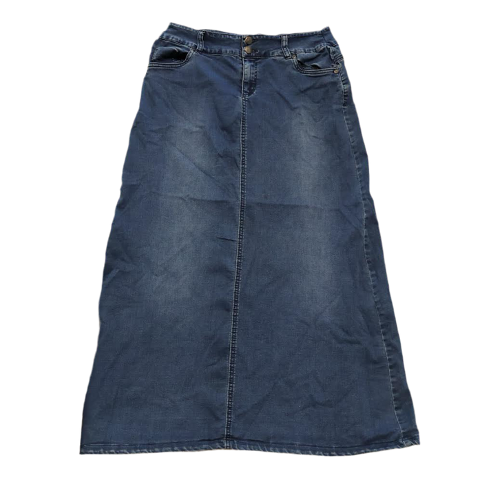 JUPES MODERNES EN MÉLANGE DE DENIM