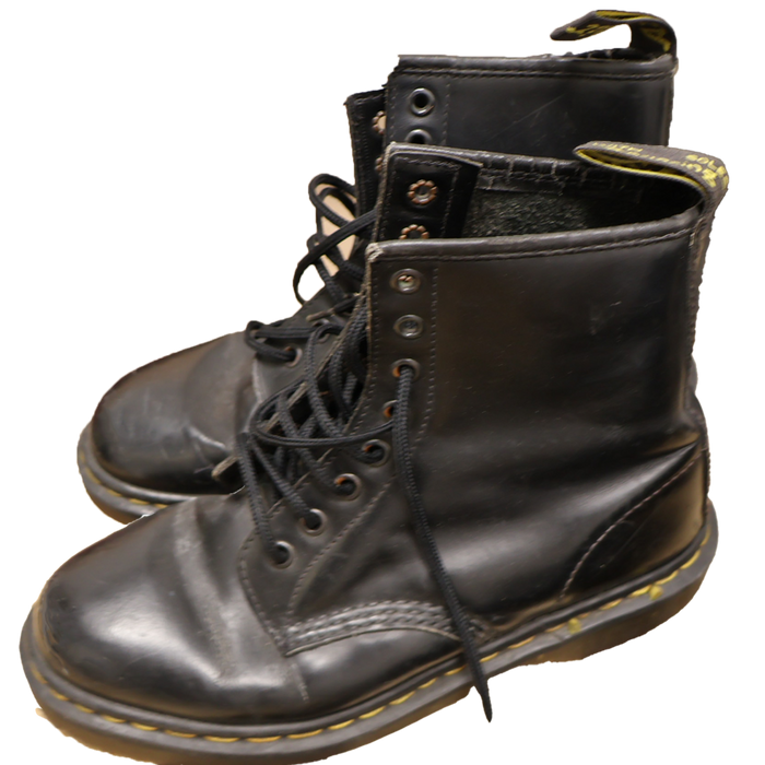 MIX DR. MARTENS LEATHER BOOTS