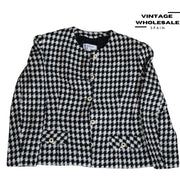 MIX CHANEL-STYLE BLAZERS