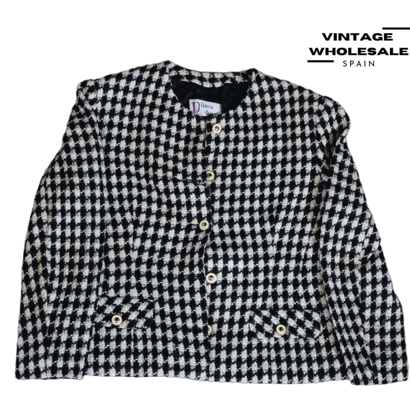 MIX CHANEL-STYLE BLAZERS