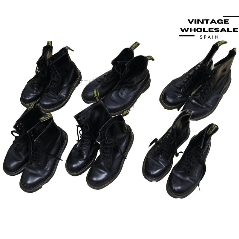 MIX DR. MARTENS LEATHER BOOTS